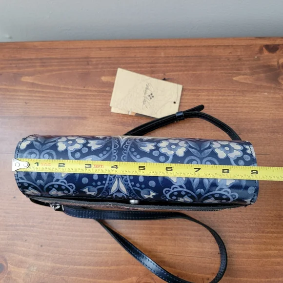 NWT Patricia Nash Laurentina Italian Folklore Blue Floral Print Leather Purse - Picture 15 of 16